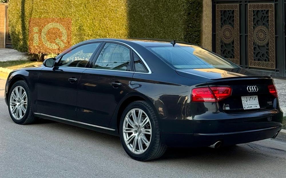 Audi A8